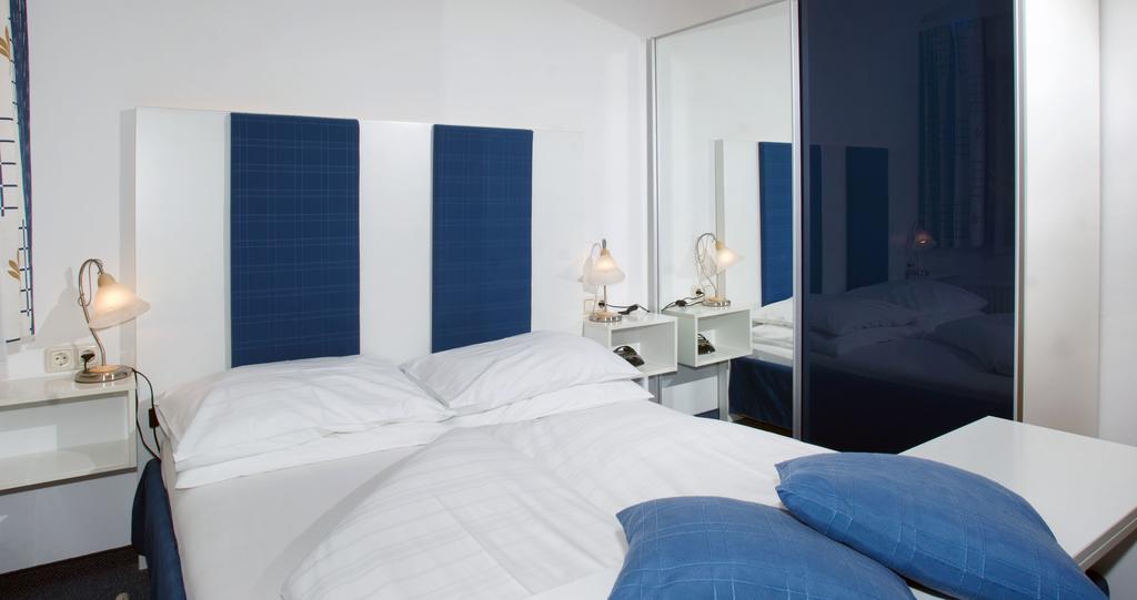 Hotel Garni Elisabeth Pörtschach am Wörthersee Zewnętrze zdjęcie