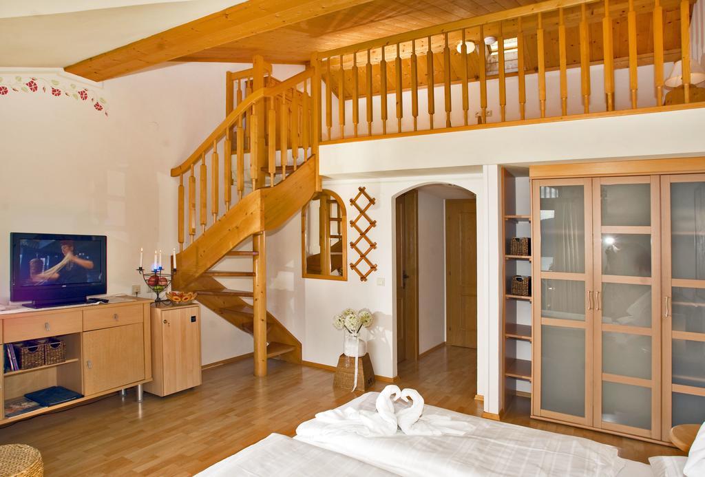 Hotel Garni Elisabeth Pörtschach am Wörthersee Zewnętrze zdjęcie