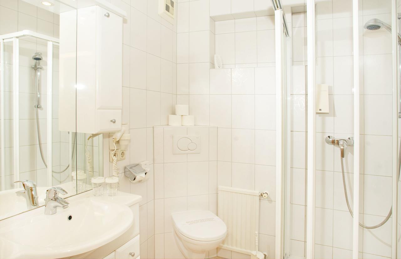 Hotel Garni Elisabeth Pörtschach am Wörthersee Zewnętrze zdjęcie